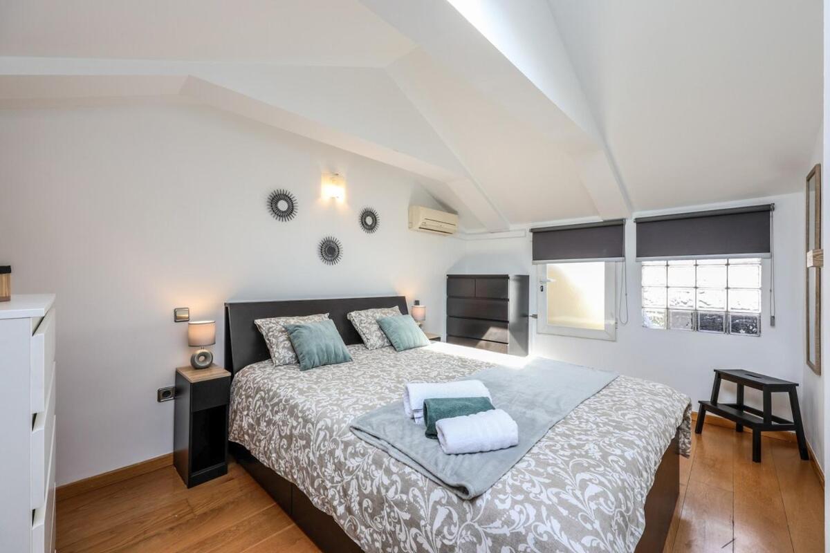 Apartamento Penthouse Duplex With Terrace In Alcala *